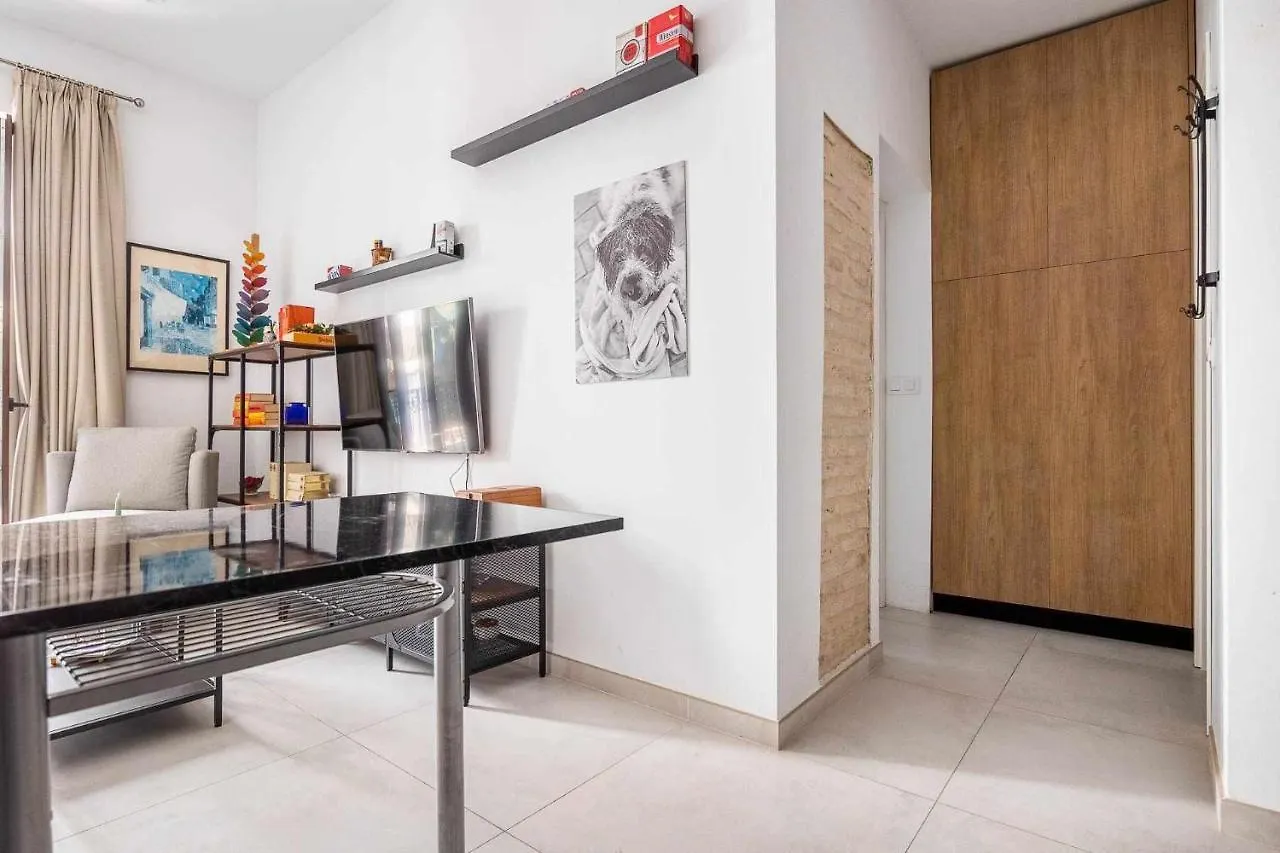 Comfy Away - Apartamento Exclusivo Mercado De Triana Con Balcon Sevilla